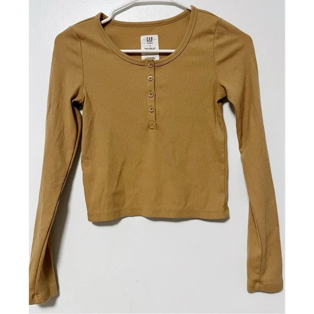 Gap Teen • Tan Brown Henley Crop Long Sleeve Top